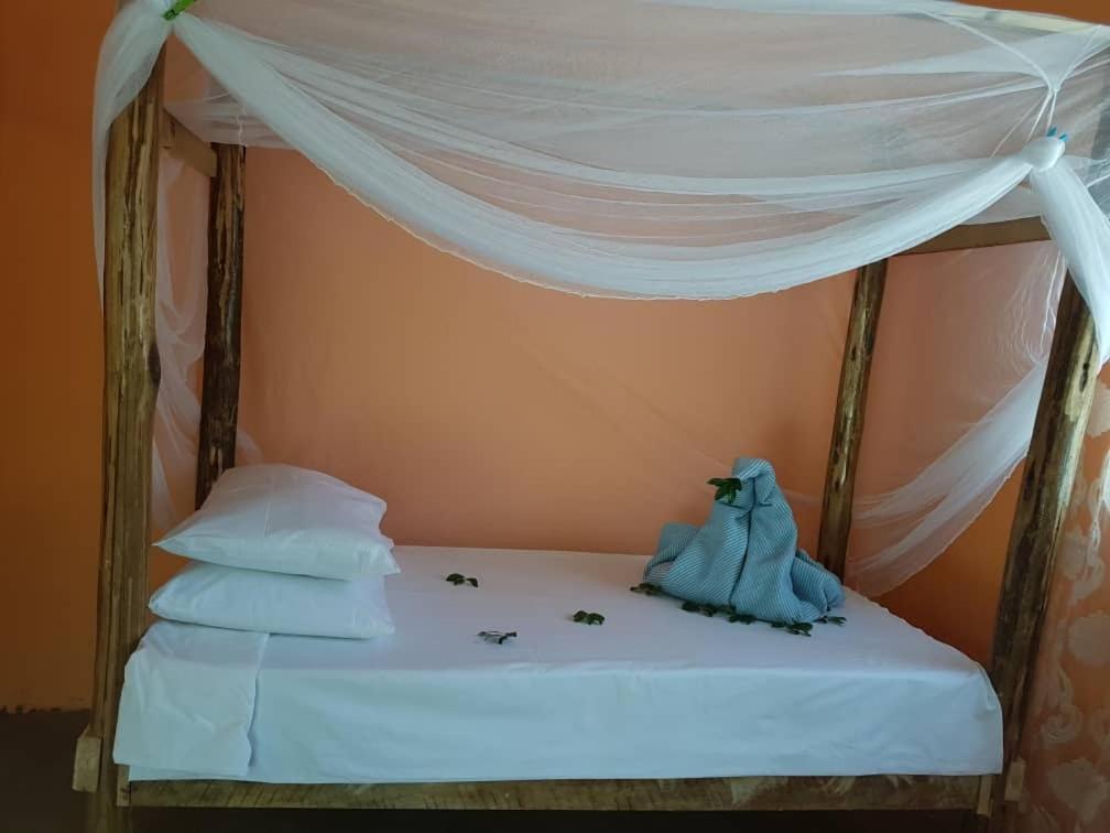 Bed and Breakfast Dreams Of Mapacha Michamvi Kae Екстер'єр фото